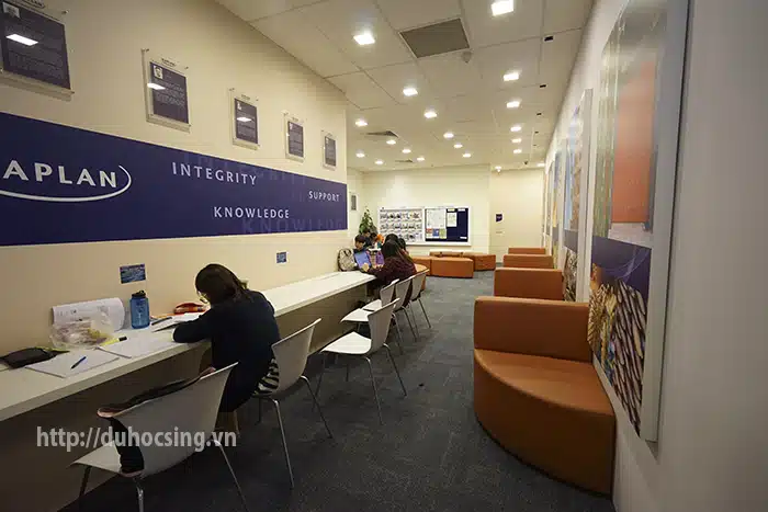 Khu học sinh tự học của Kaplan