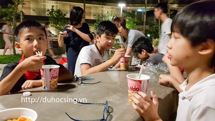 du hoc he singapore6 1 - Hình ảnh Du học hè Singapore 2017