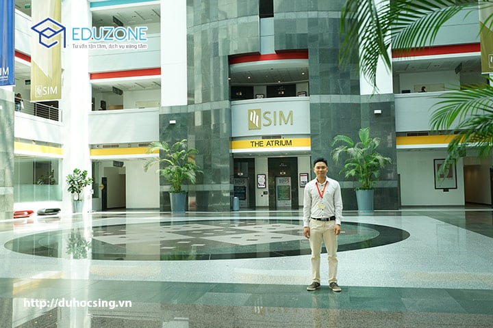 eduzone tham sim singapore - Giám đốc Eduzone thăm trường SIM Singapore