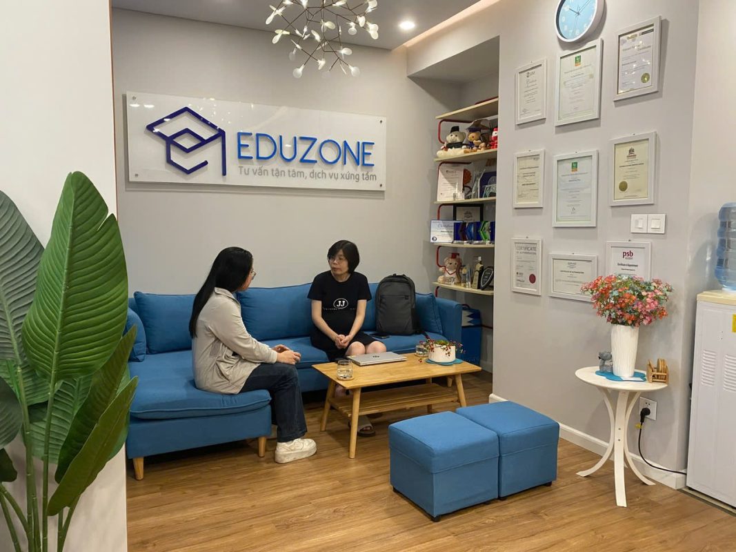 Tu-van-hoc-bong-simgapore