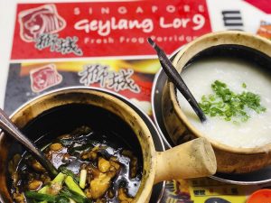 Cháo ếch Singapore là món ăn bạn phải thử khi đến Singapore